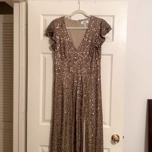 Gold sequin floor length dress, total showstopper!